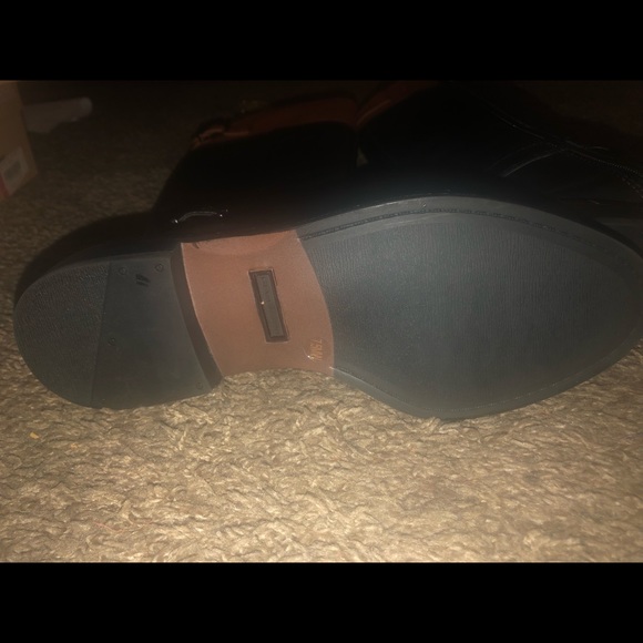 Boots - Picture 3 of 6